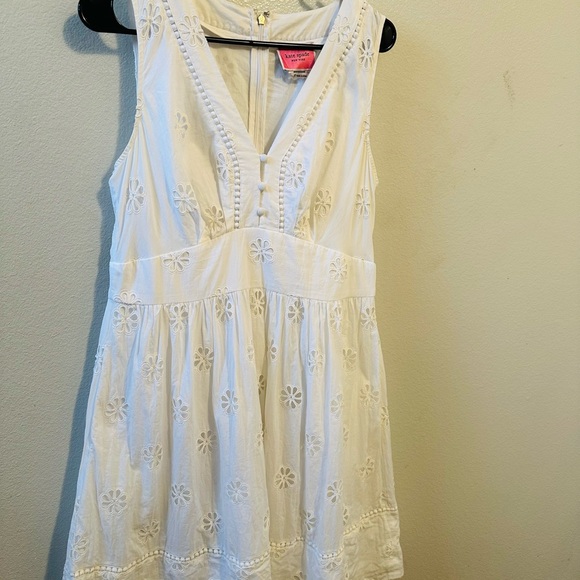 Kate Spade white eyelet dress, size 10, 100% cotton. - Picture 3 of 6